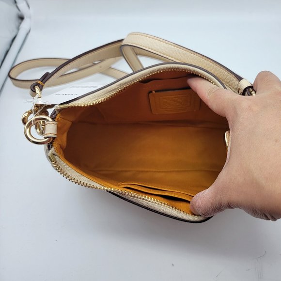 Coachx Peanuts Teri Shoulder Bag with Snoopy and Friends Motif CE861 Ivory Multi - Picture 6 of 8